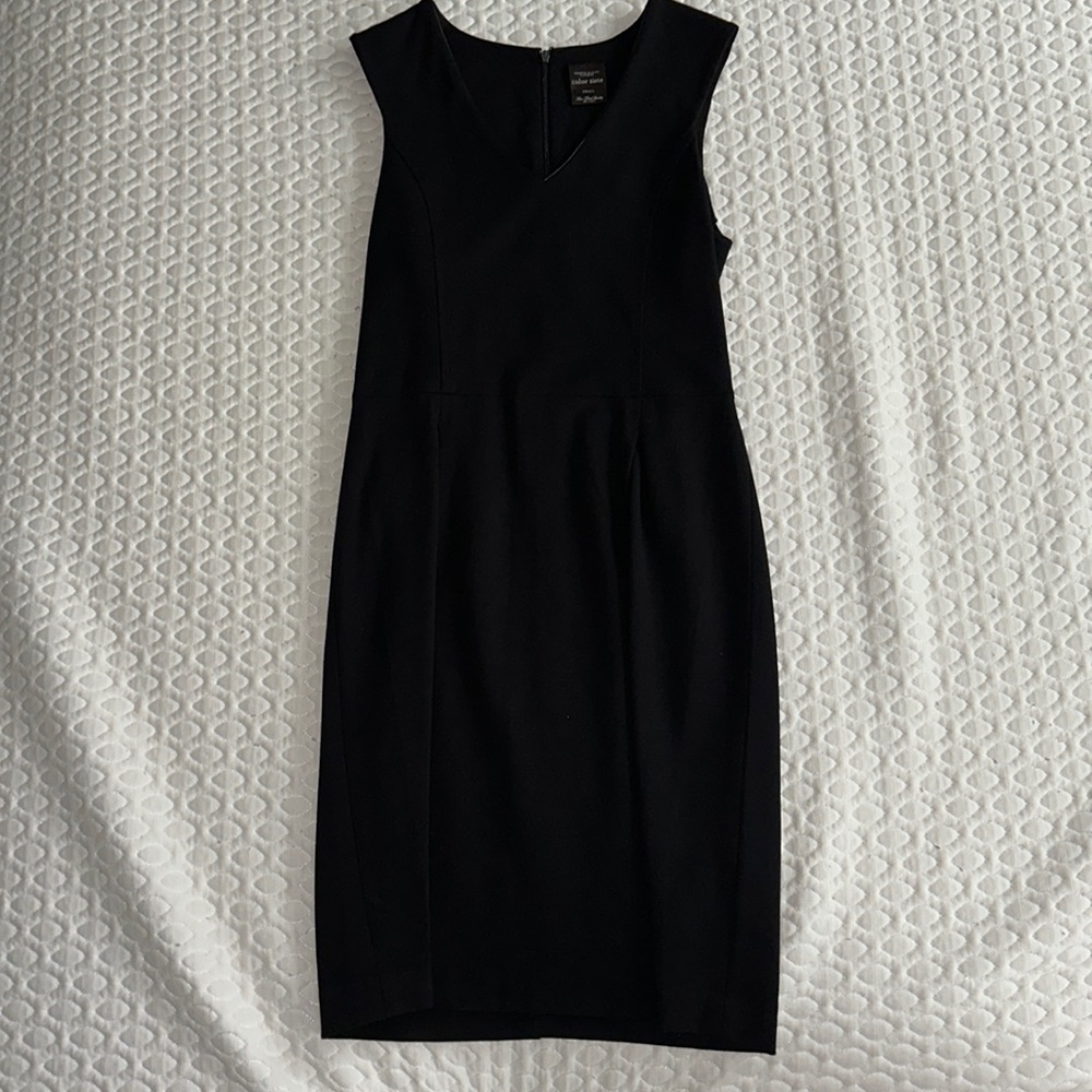 Never worn Color Siete black sleeveless dress - size small